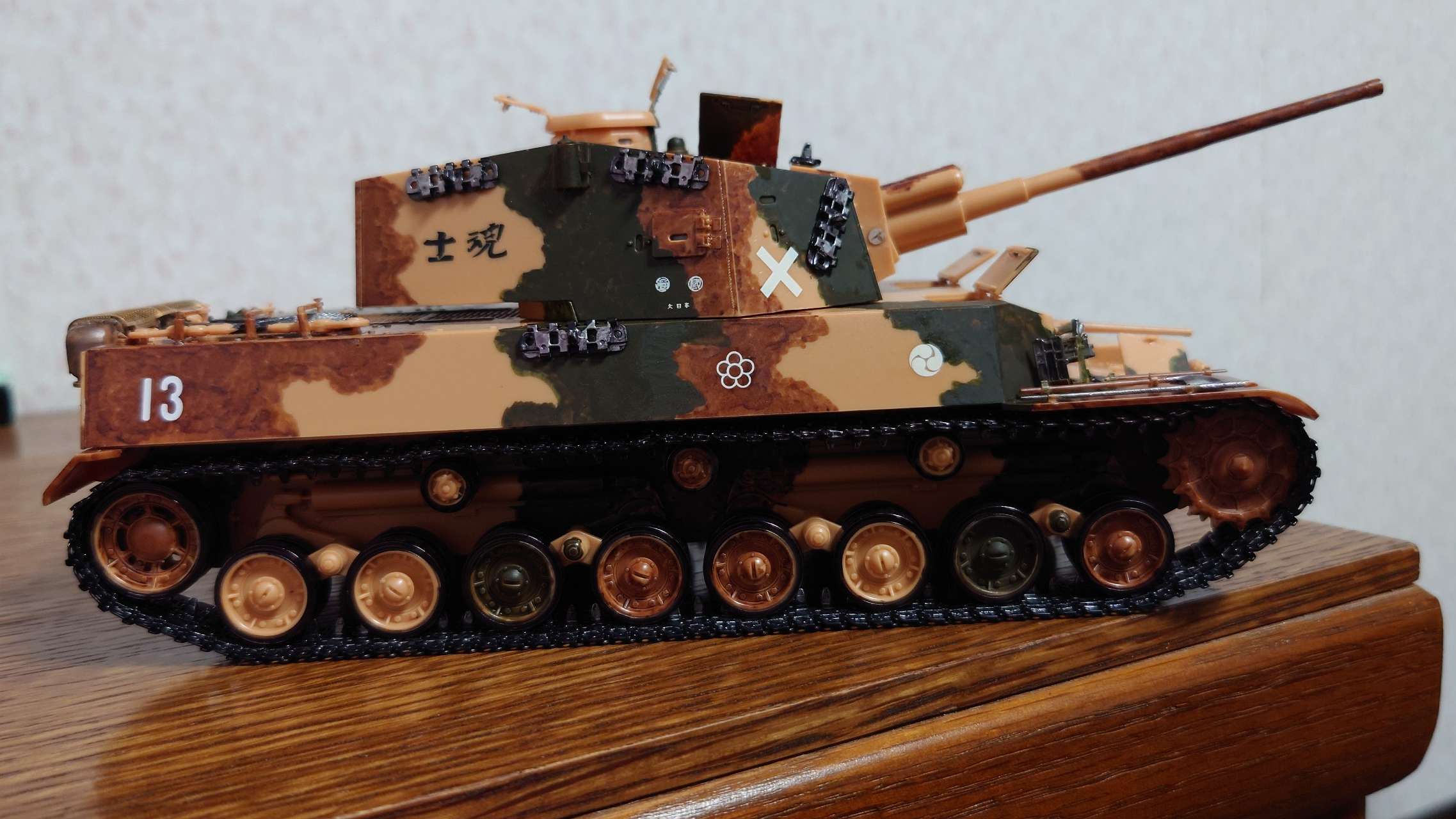 ファインモールド1/35 五式た中戦車「チリ」完成品 1/35 五式中戦車[チリ]