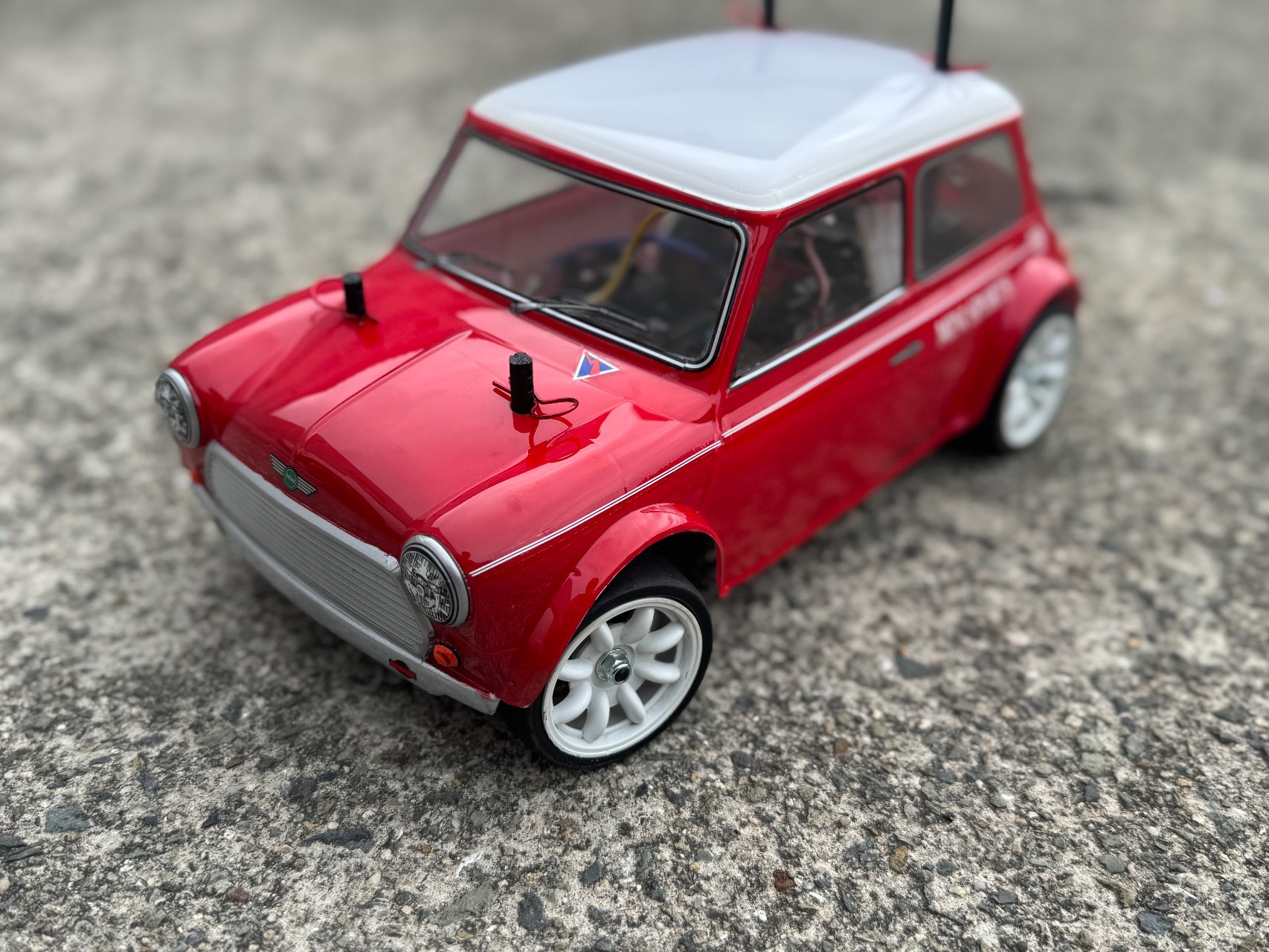 タミヤ 1/10ミニクーパーレーシング MB-01ラジコンキット Amazon.co.jp: タミヤ (TAMIYA) 1/10 電動RCカーシリーズ No.747