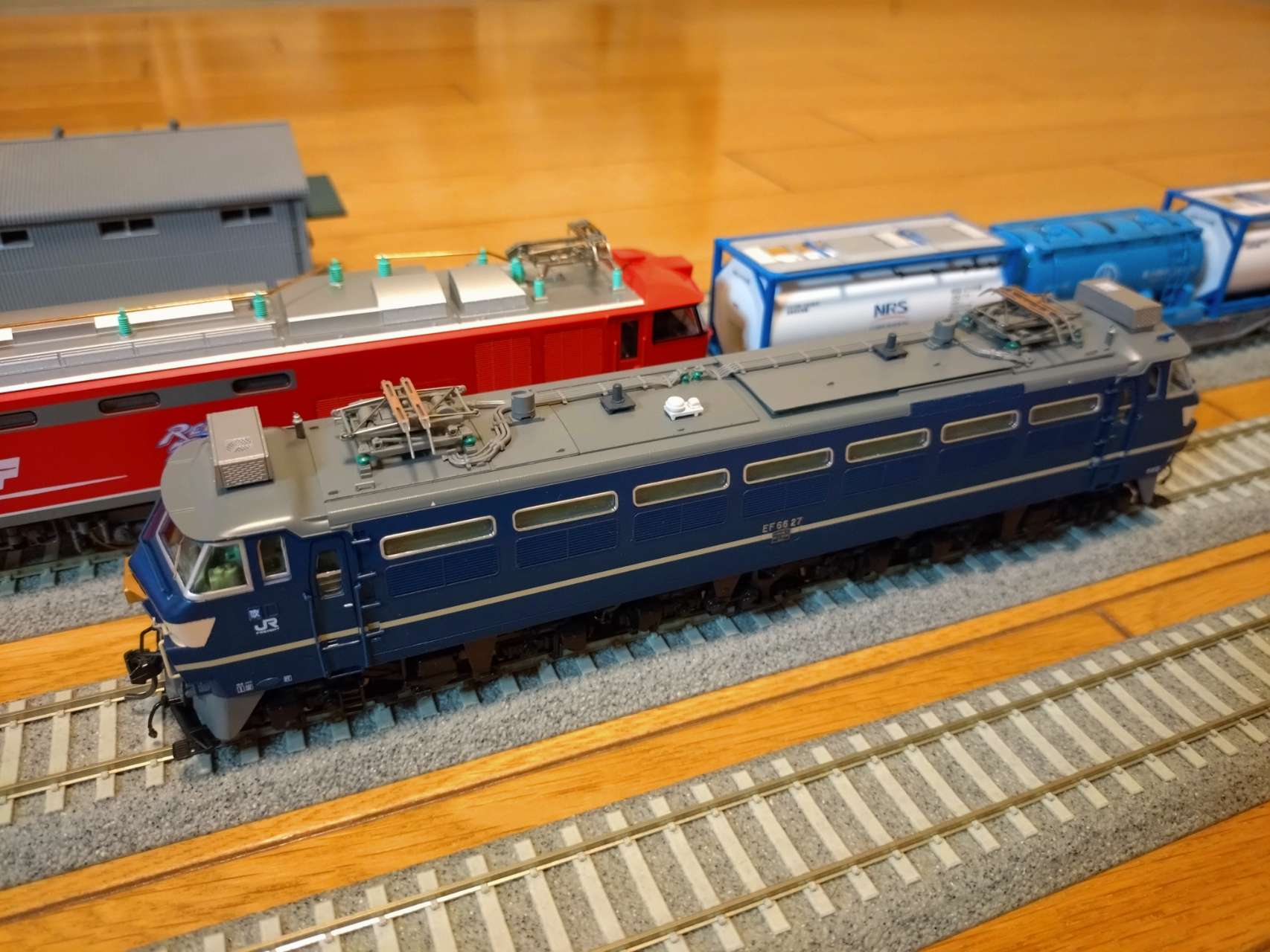 HO) HO-2034 JR EF66 0形電気機関車（27号機） | トミックス