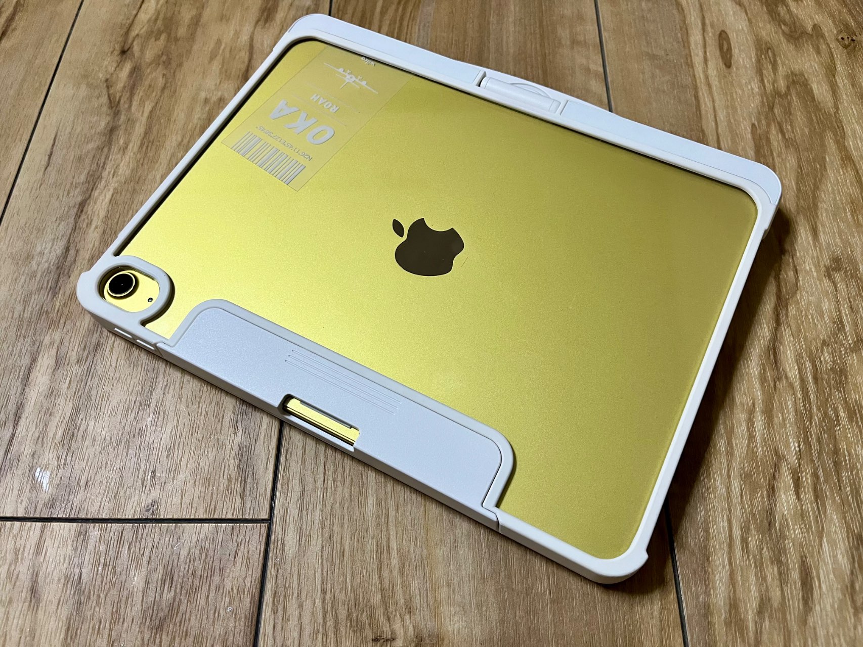 iPad シルバー 本体 + キーボード＋カバー 4571660664230.jpg