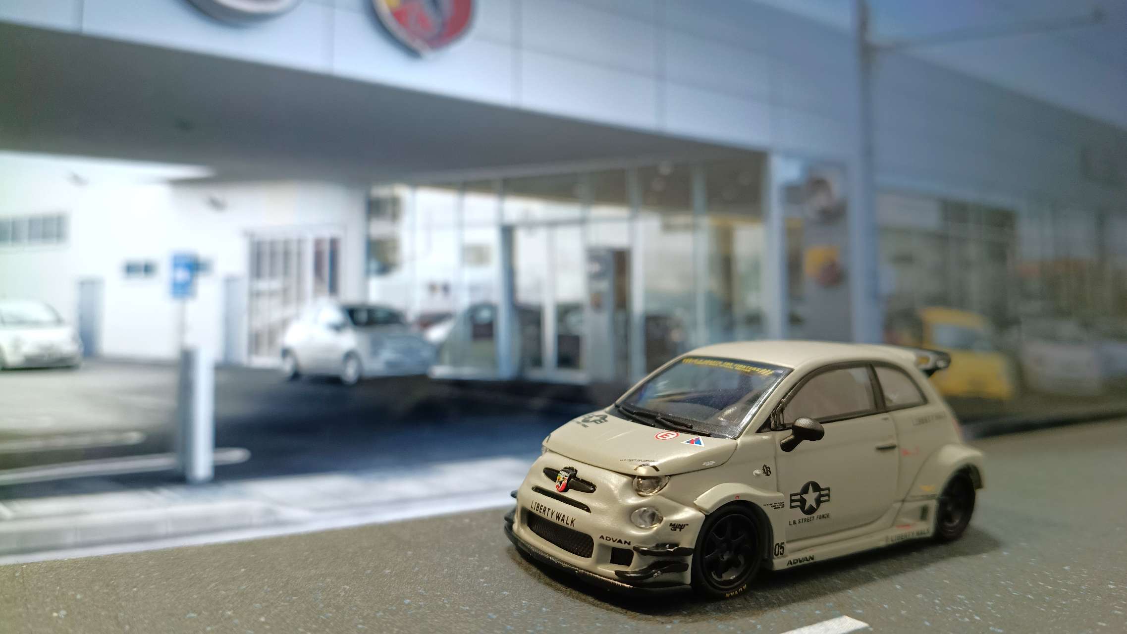 1/64 アバルト 595 LB-WORKS x Abas Works Fighters(左ハンドル