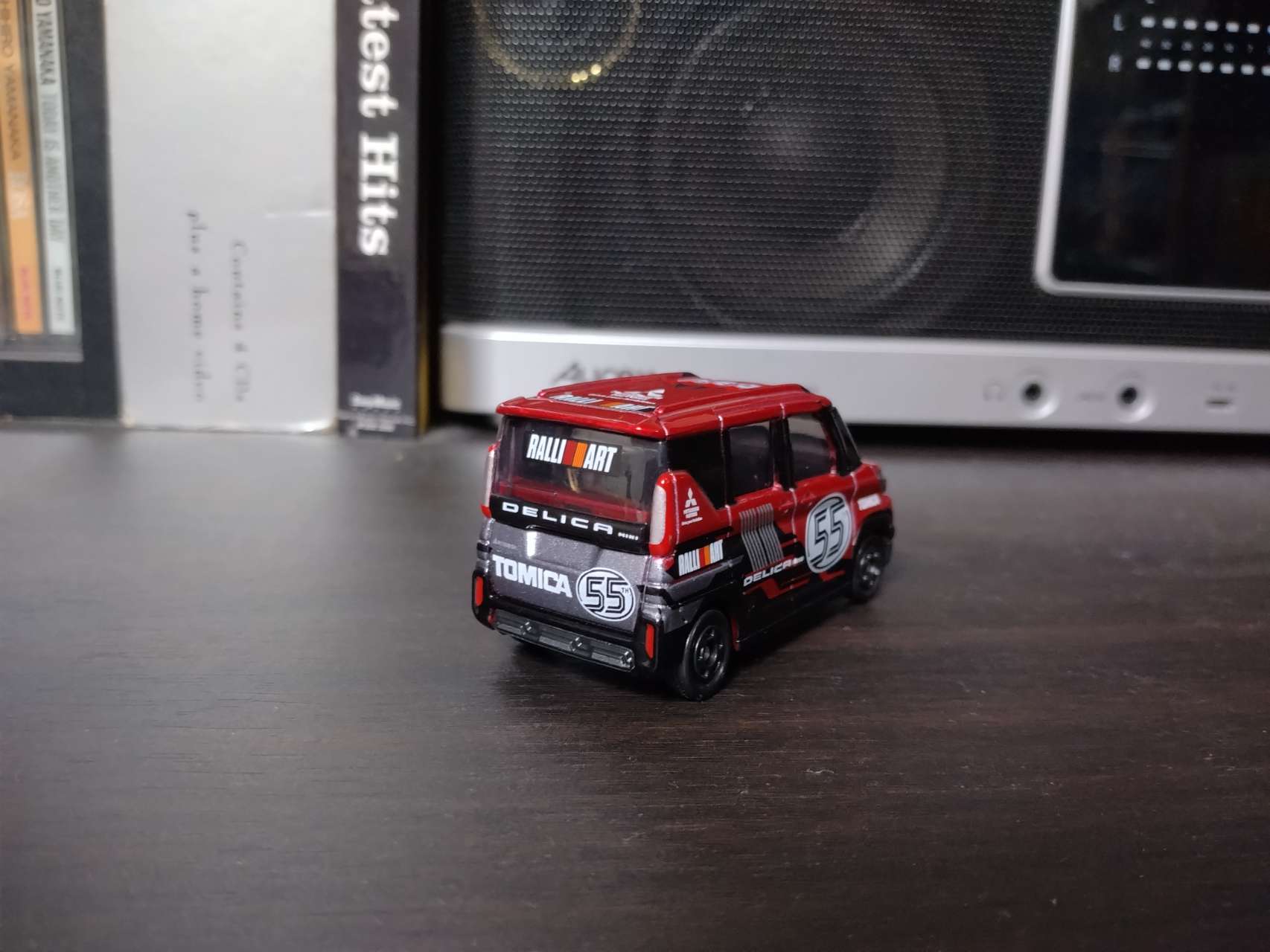 トミカ 三菱 デリカミニ トミカ55周年記念仕様 | タカラトミー