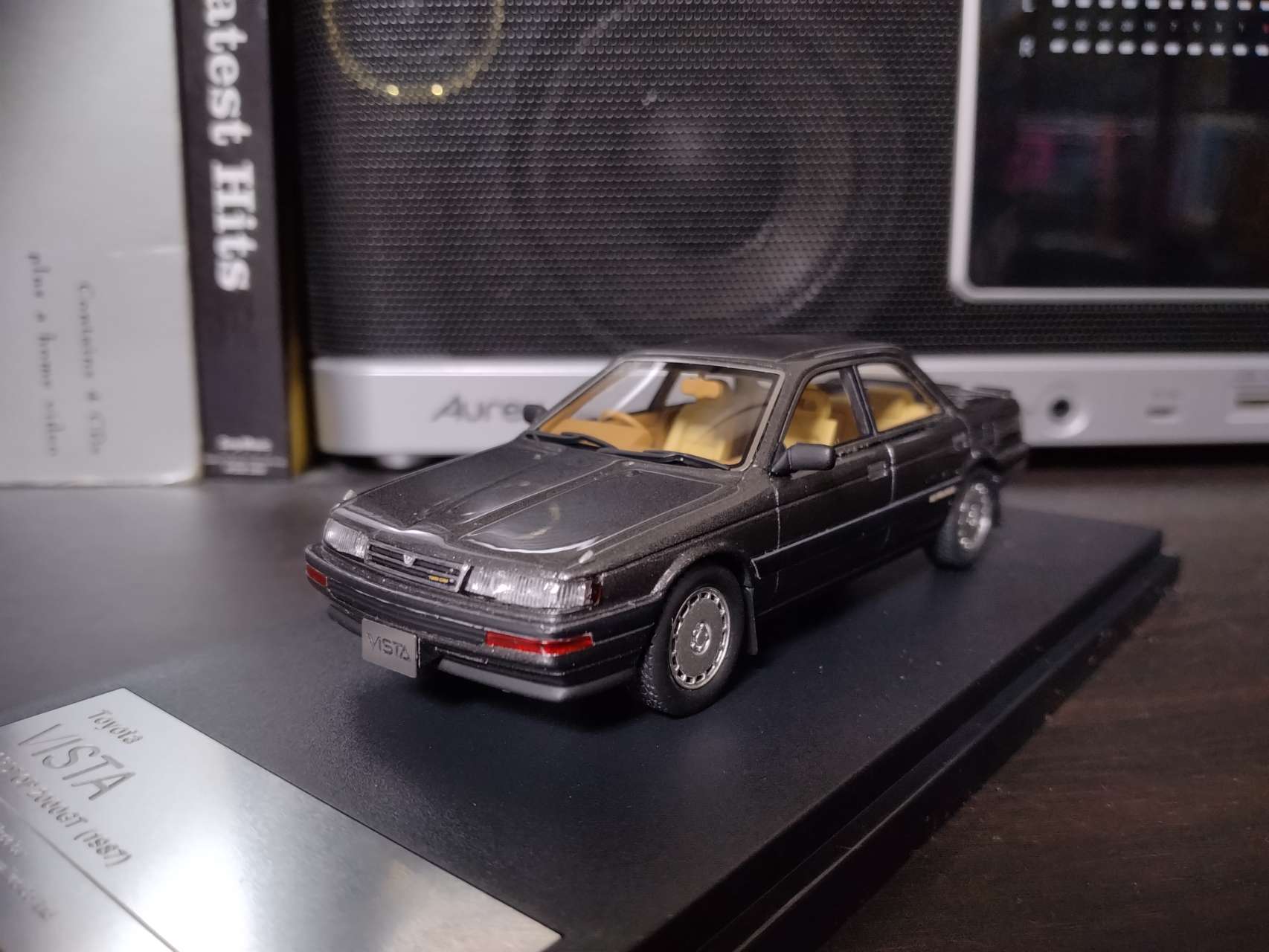 1/43 Toyota VISTA HARDTOP 2000GT (1987) グレーメタリック