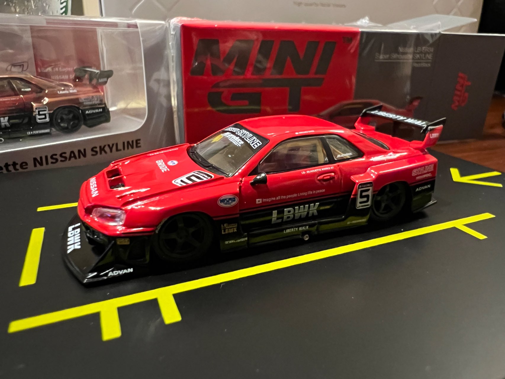 1/64 Nissan LB-ER34 Super Silhouette スカイライン レッド