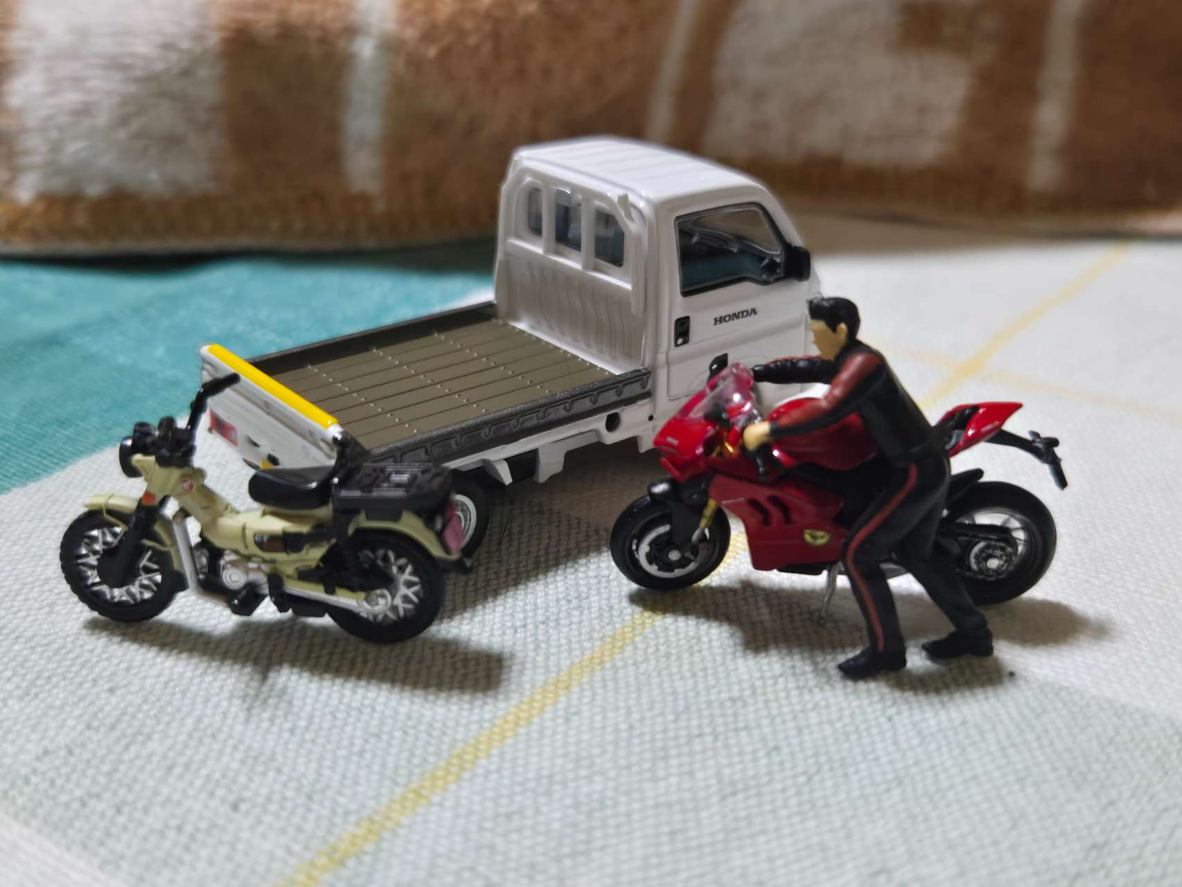1/64 LV-N330a ホンダ アクティ トラック バイク店仕様（白） ホンダ