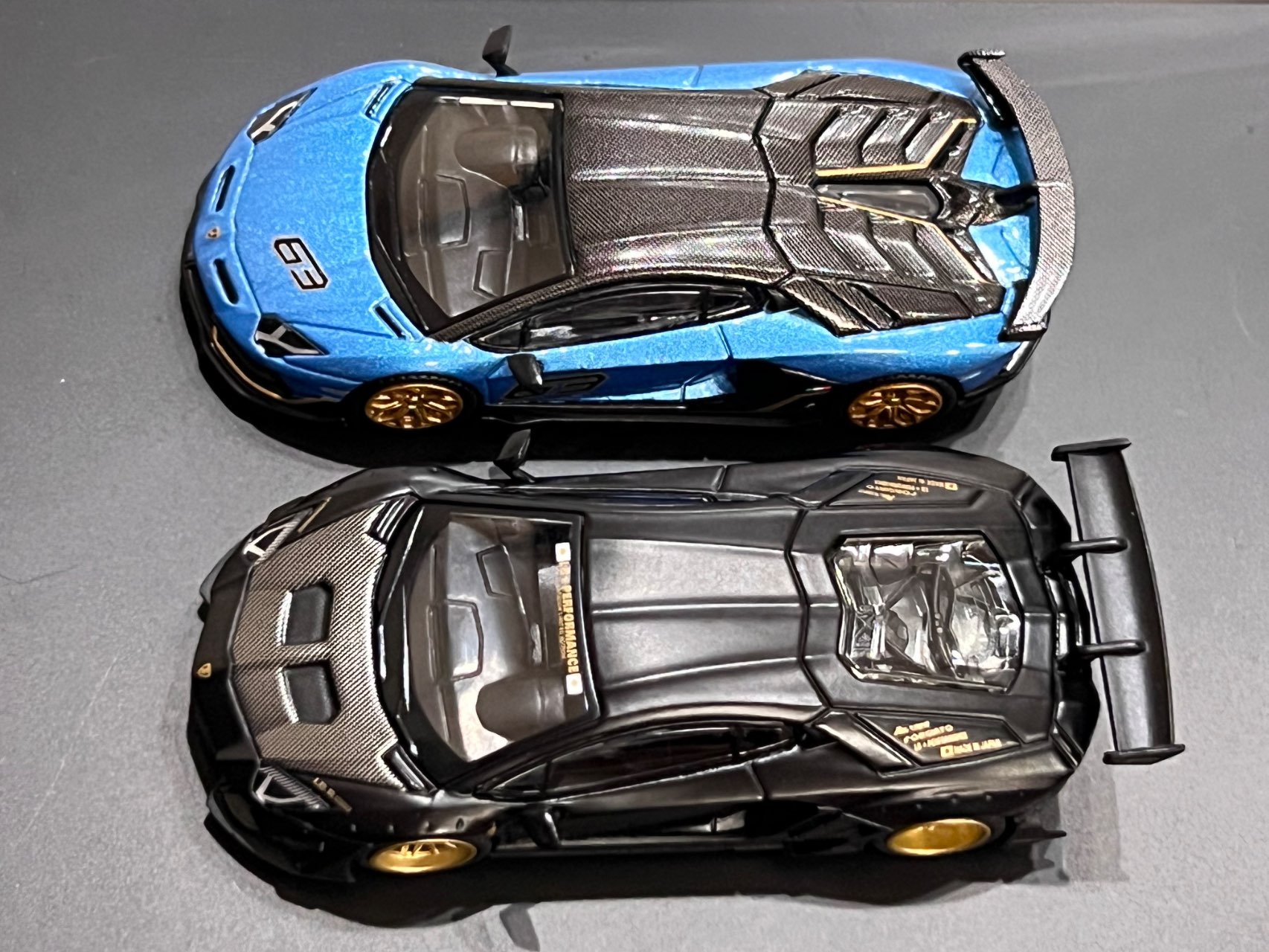 1/64 LB☆WORKS ランボルギーニ アヴェンタドール リミテッド