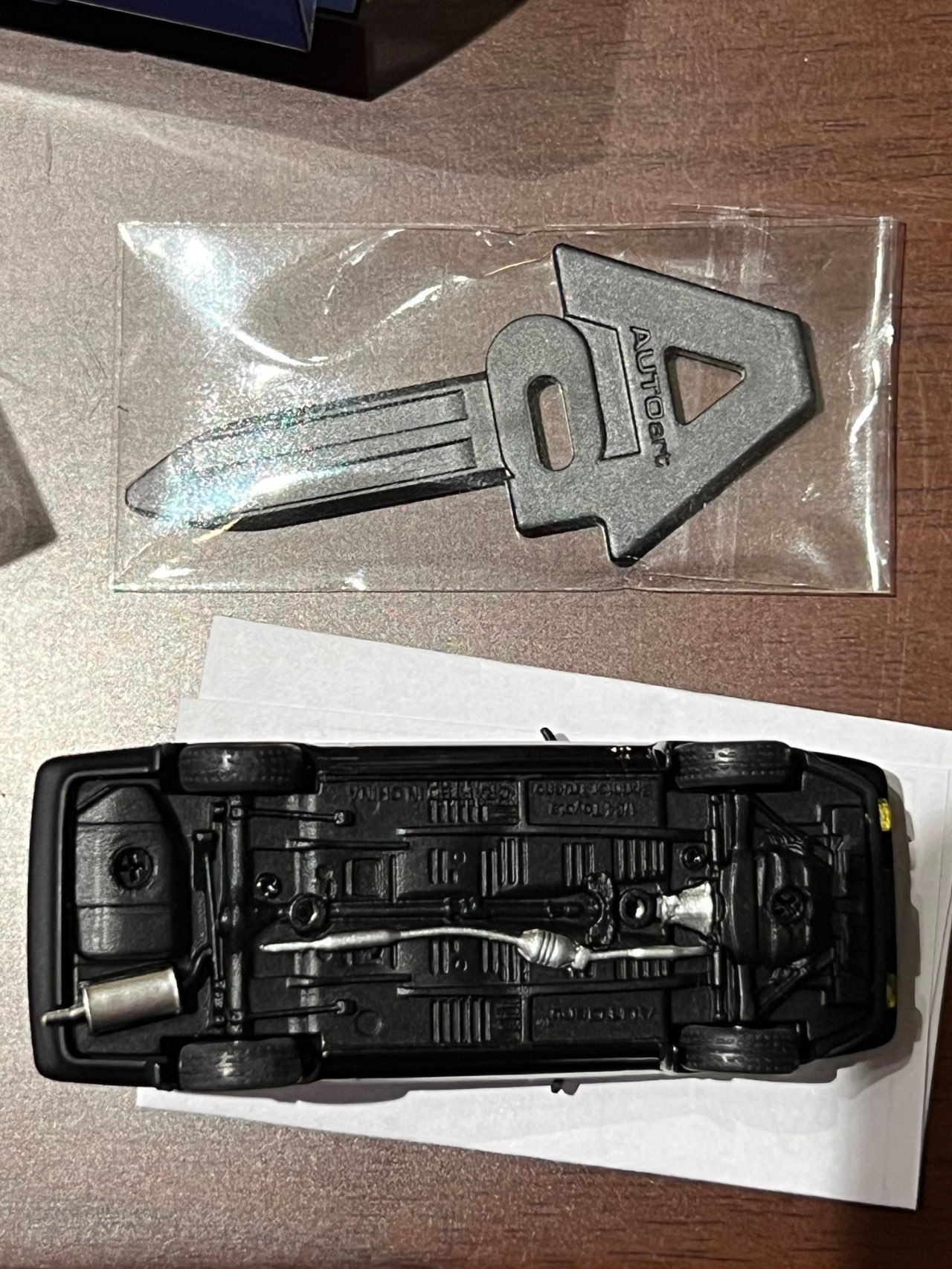AUTO art頭文字D トレノAE86 1/64　豆腐パーツ付属 Amazon.co.jp: オートアート (AUTOart) 1/64 トヨタ