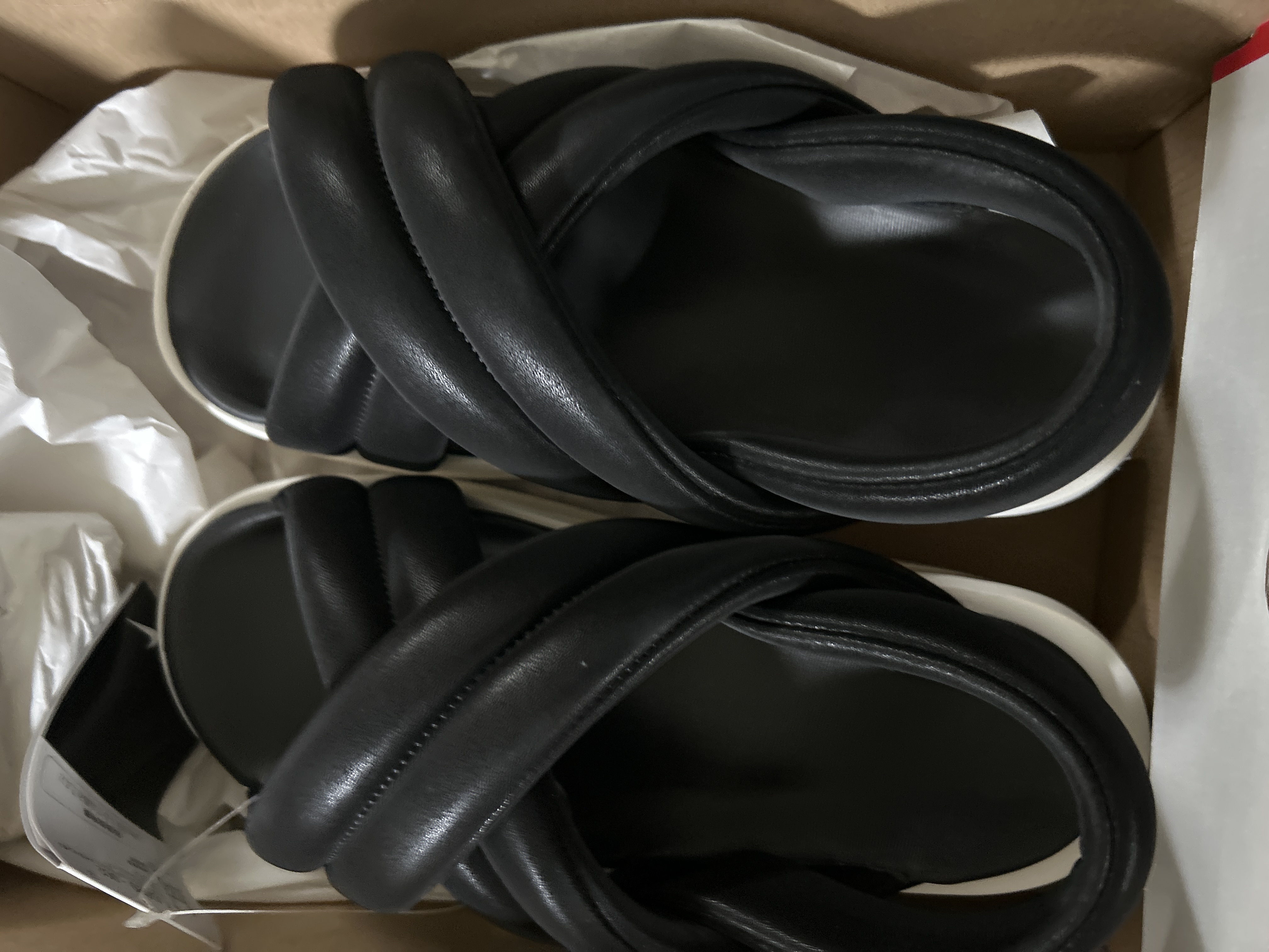 【試し履きのみ】 NIKE エアマックスアイラ　24.0 NIKE/ナイキ ウィメンズ エアマックス アイラ サンダル[23.0
