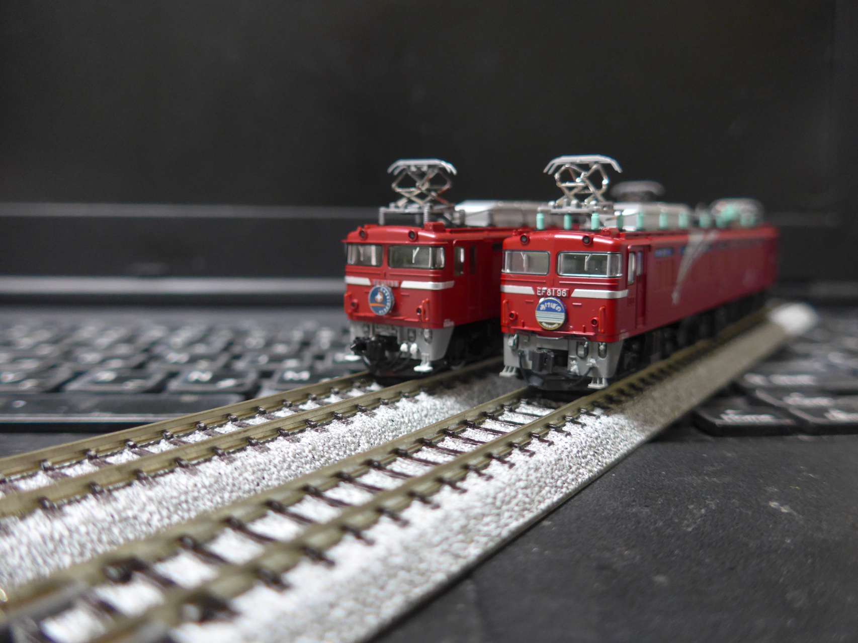 7173 JR EF81形電気機関車(JR東日本仕様・双頭連結器付) JR EF81形電気機関車(JR東日本仕様・双頭形連結器付) ｜製品情報