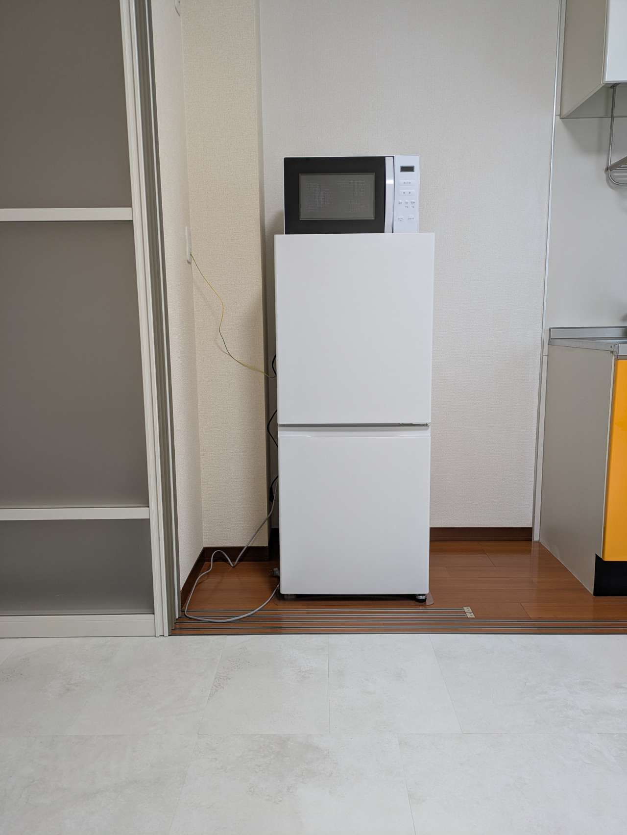 139L 2ドア冷蔵庫（オフホワイト）【右開き】 | アクア | AQR-14A-W