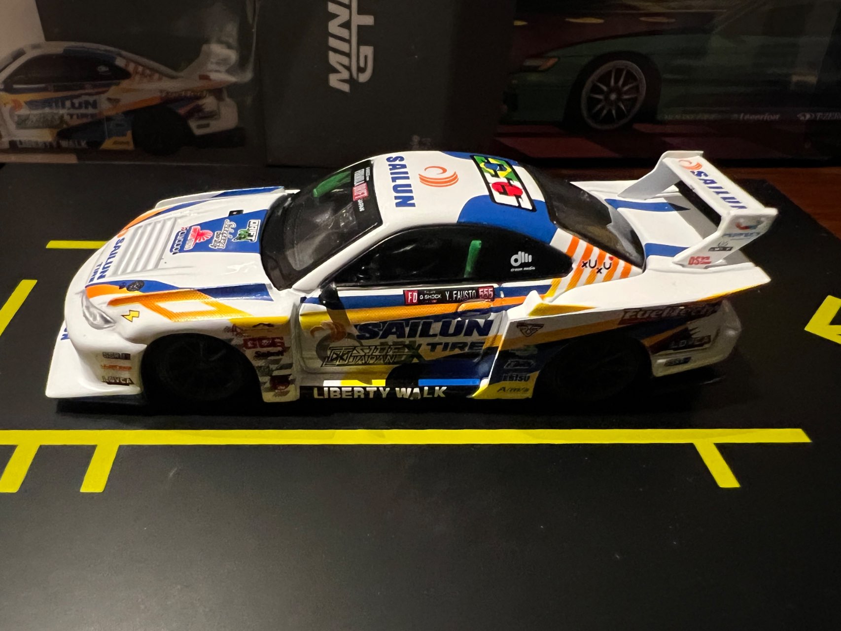 1/64 Nissan シルビア(S15) LB-Super Silhouette #555 2023