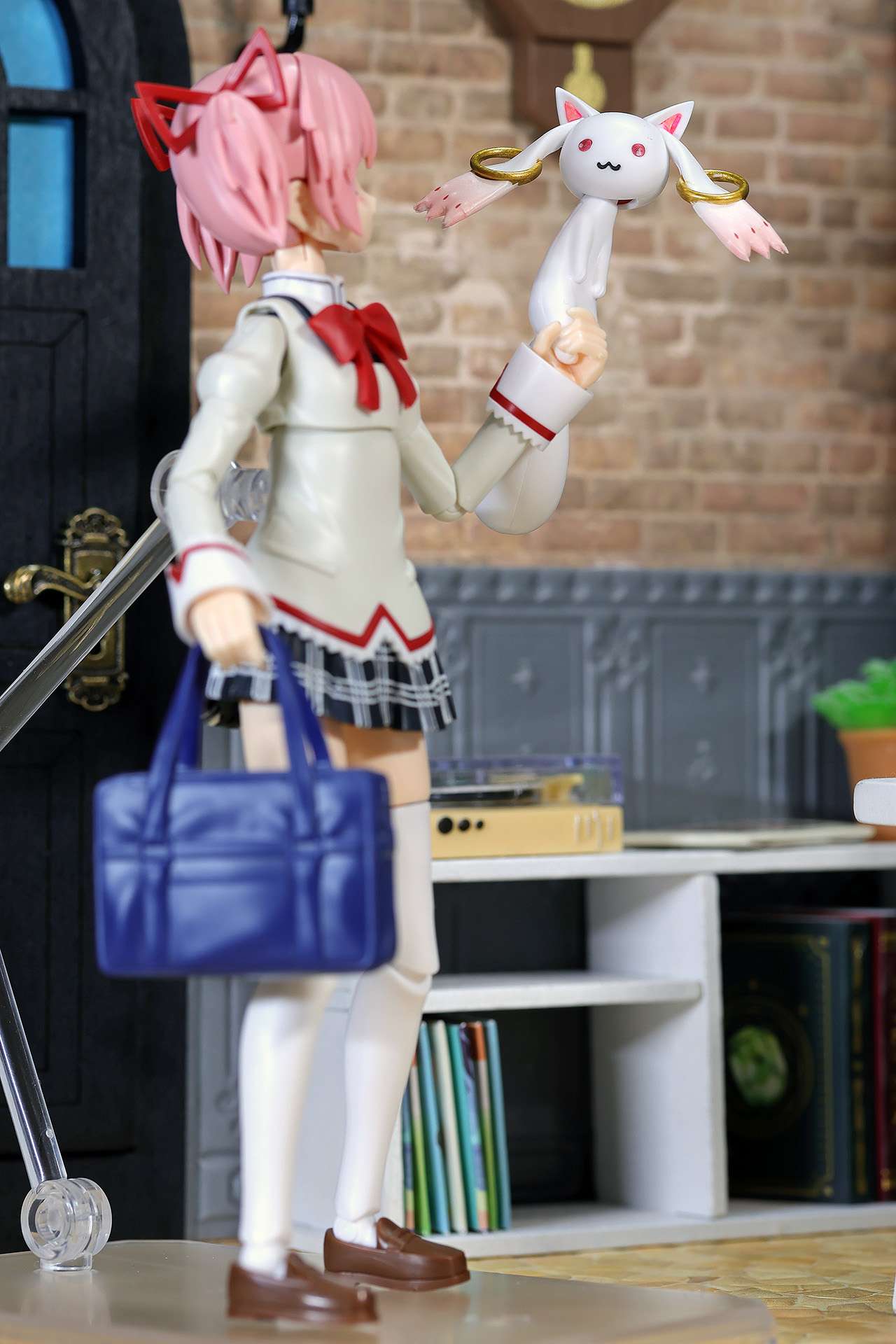 30MP 鹿目まどか(制服Ver.)(魔法少女まどか☆マギカ) | バンダイ