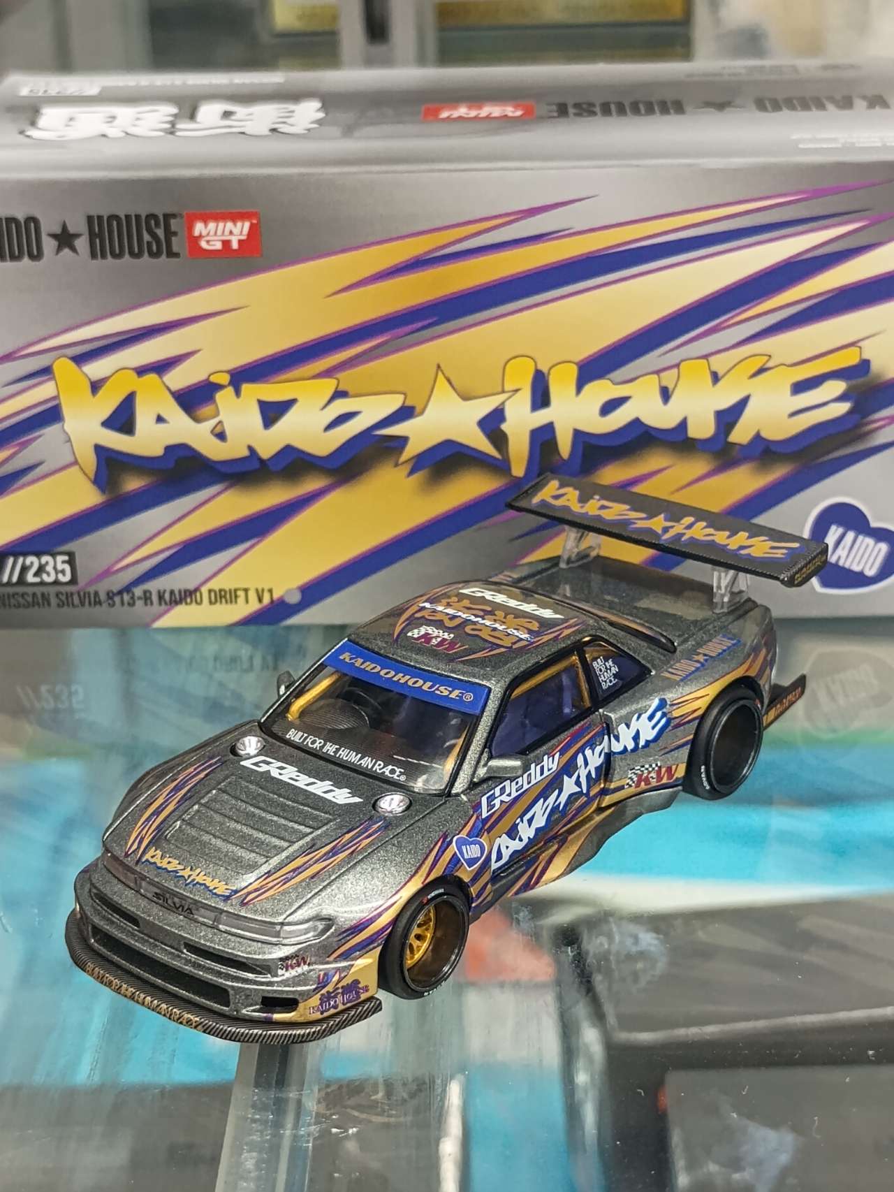 1/64 Nissan シルビア S13-R KAIDO DRIFT V1(右ハンドル)【KHMG235