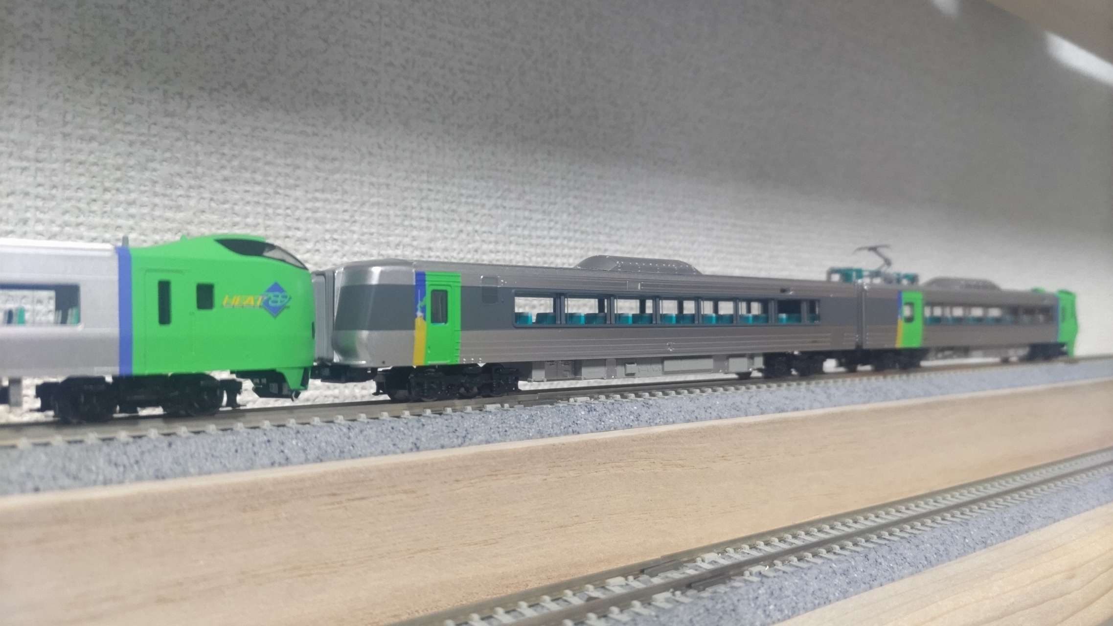 マイクロエース 785系300番代 特急「スーパー白鳥」用増結改造車 2両セット 785系300番代 特急「スーパー白鳥」 用増結改造車 2両セット (2