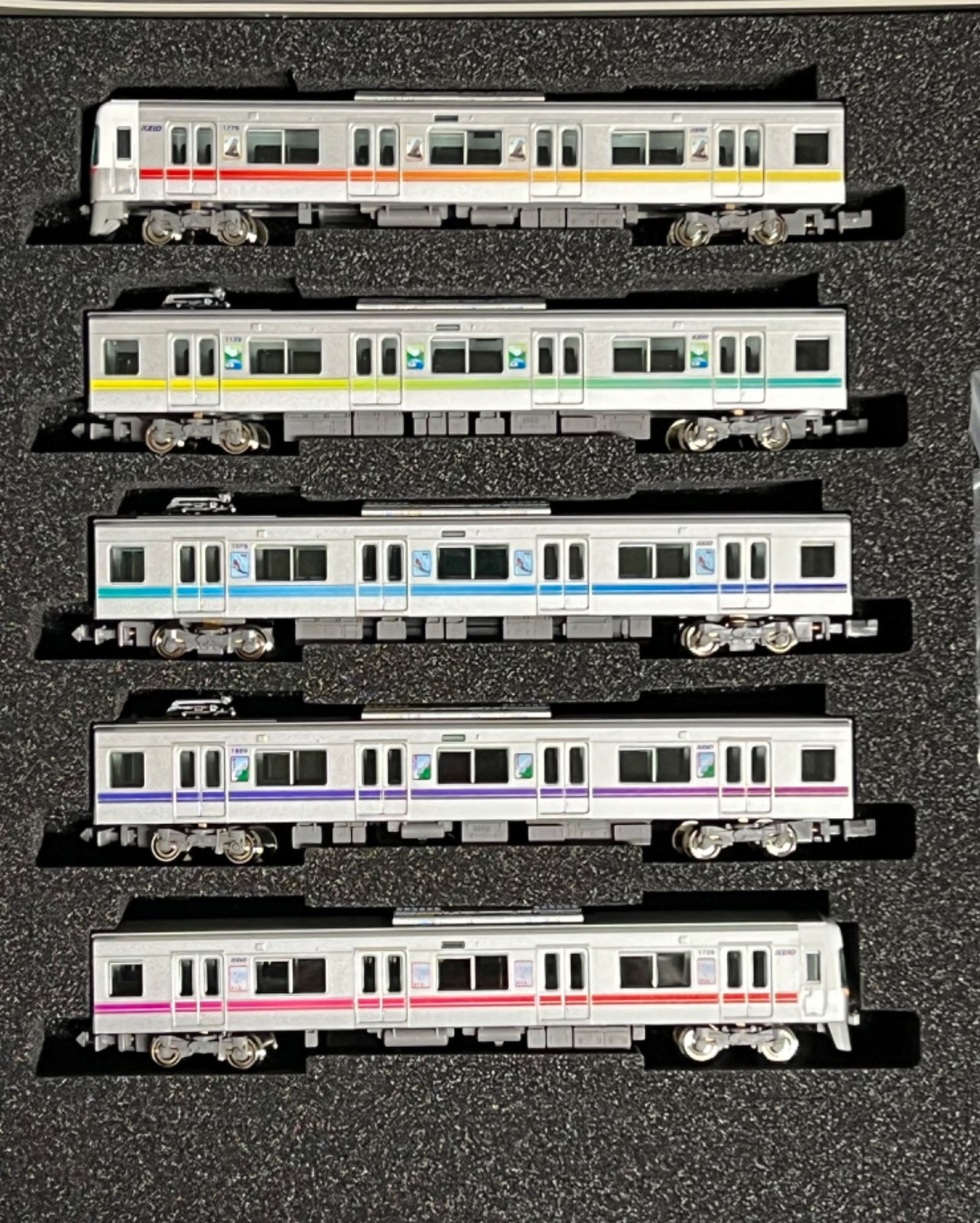 N) 50757 京王1000系（レインボーラッピング・2023年仕様）5両編成