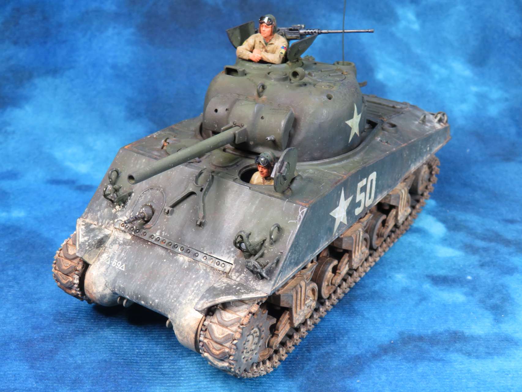 1/35 アメリカ M4A3シャーマン戦車（シングルモーターライズ仕様