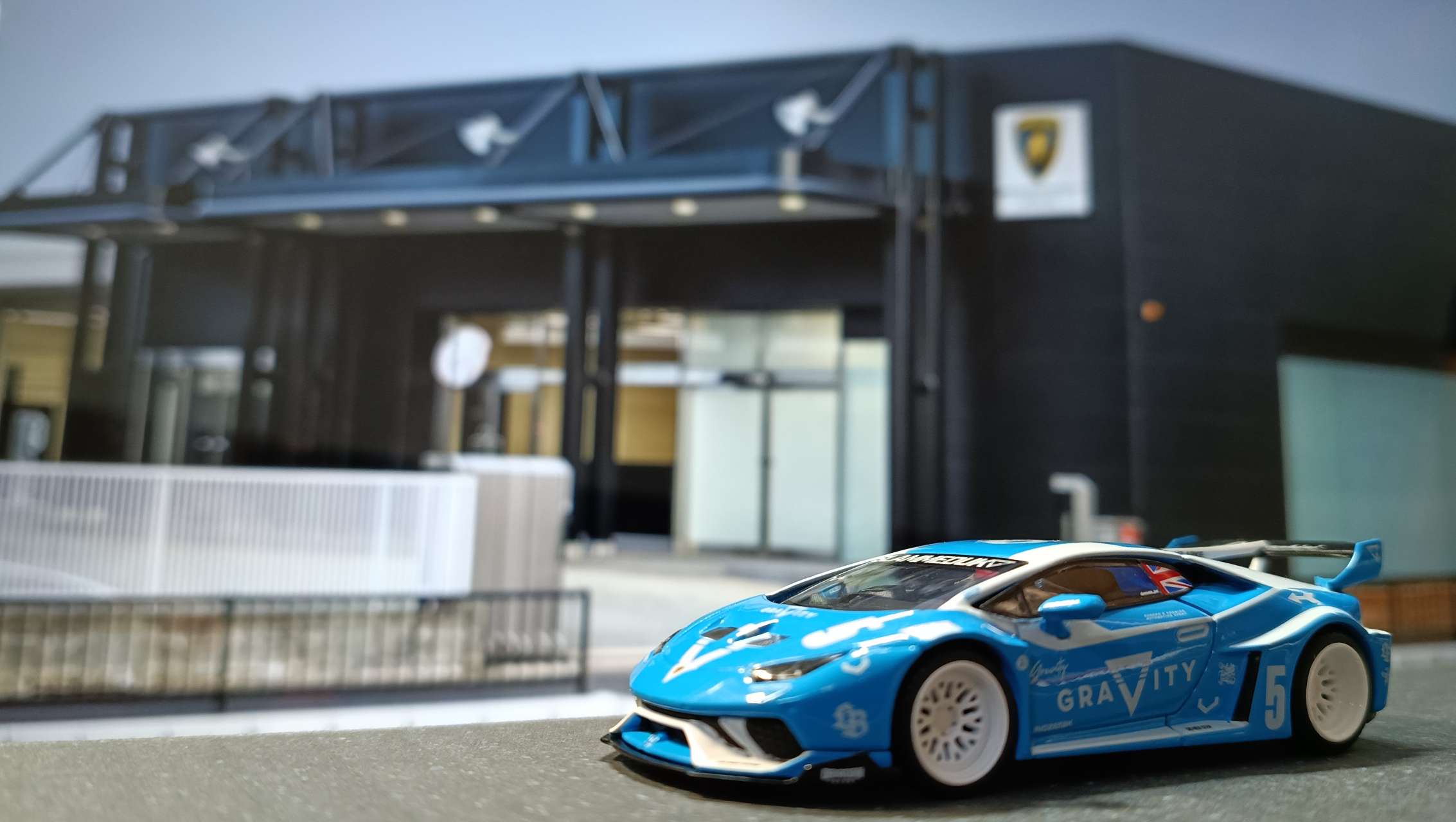 1/64 ランボルギーニ ウラカン LB☆WORKS GT GRAVITY(右ハンドル