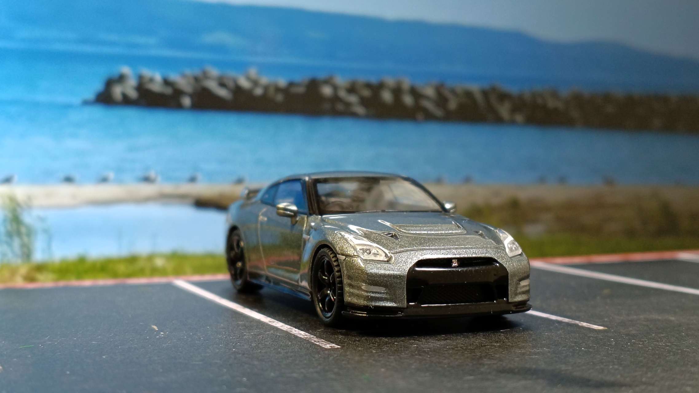 1/64 Nissan GT-R Nismo 2013 R35 CRS Version ダークメタリックグレー