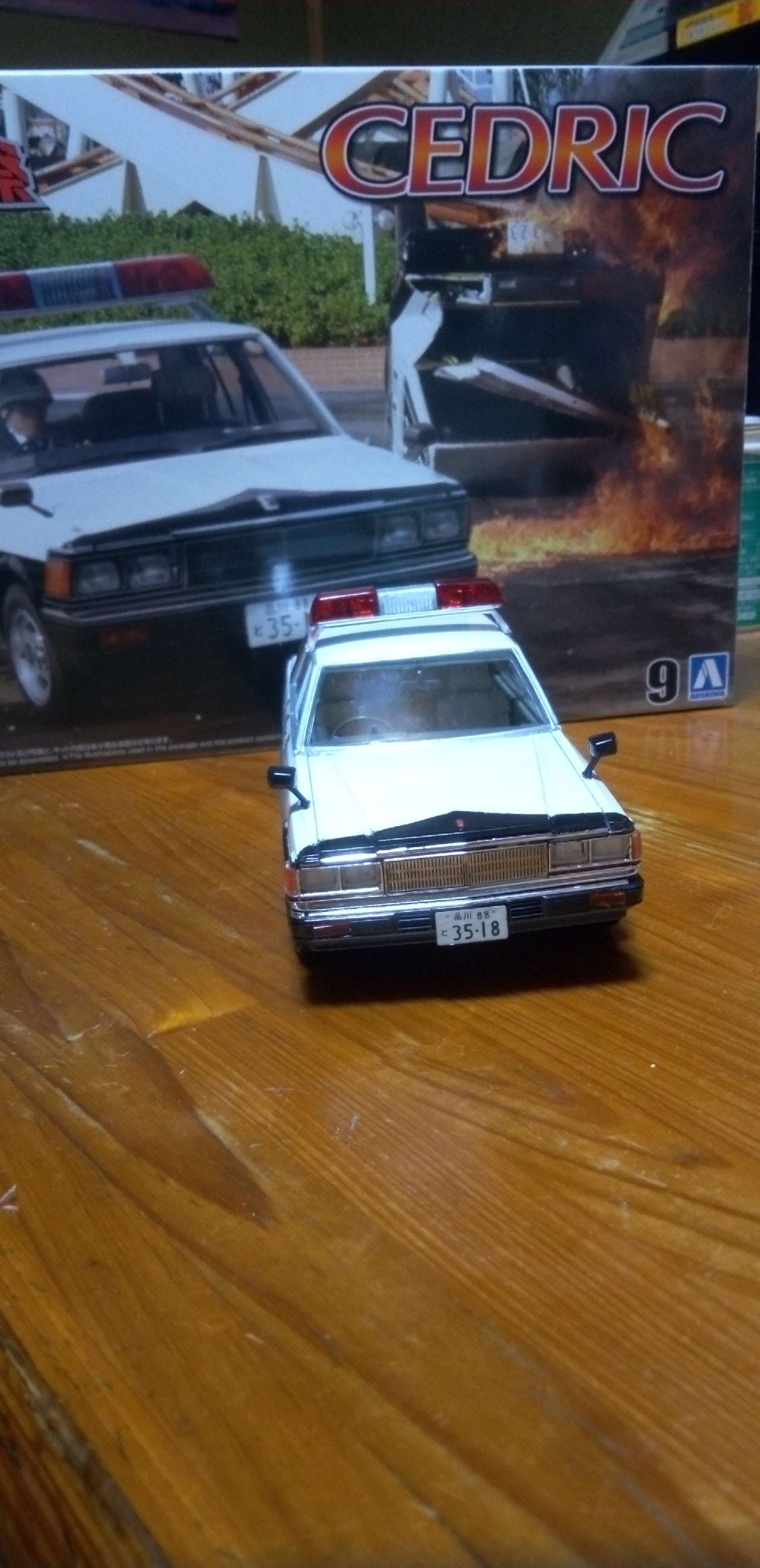 1/24 430セドリックセダン　警察車両仕様の完成品。 430セドリックセダン 覆面パトロールカー (プラモデル) - ホビーサーチ