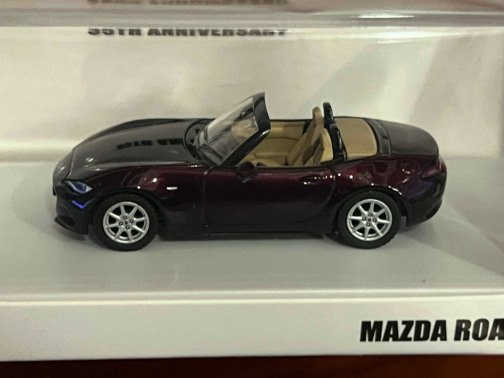1/64 マツダ ロードスター 35周年記念車 (レッド)【K07132WR】 | 京商
