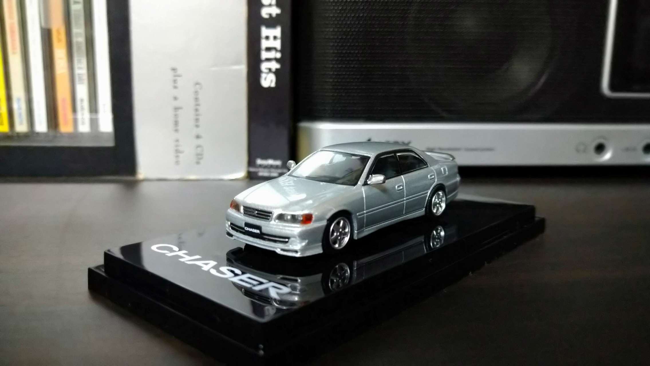 1/64 トヨタ チェイサー TOURER V (JZX100) 1998 シルバーメタリック