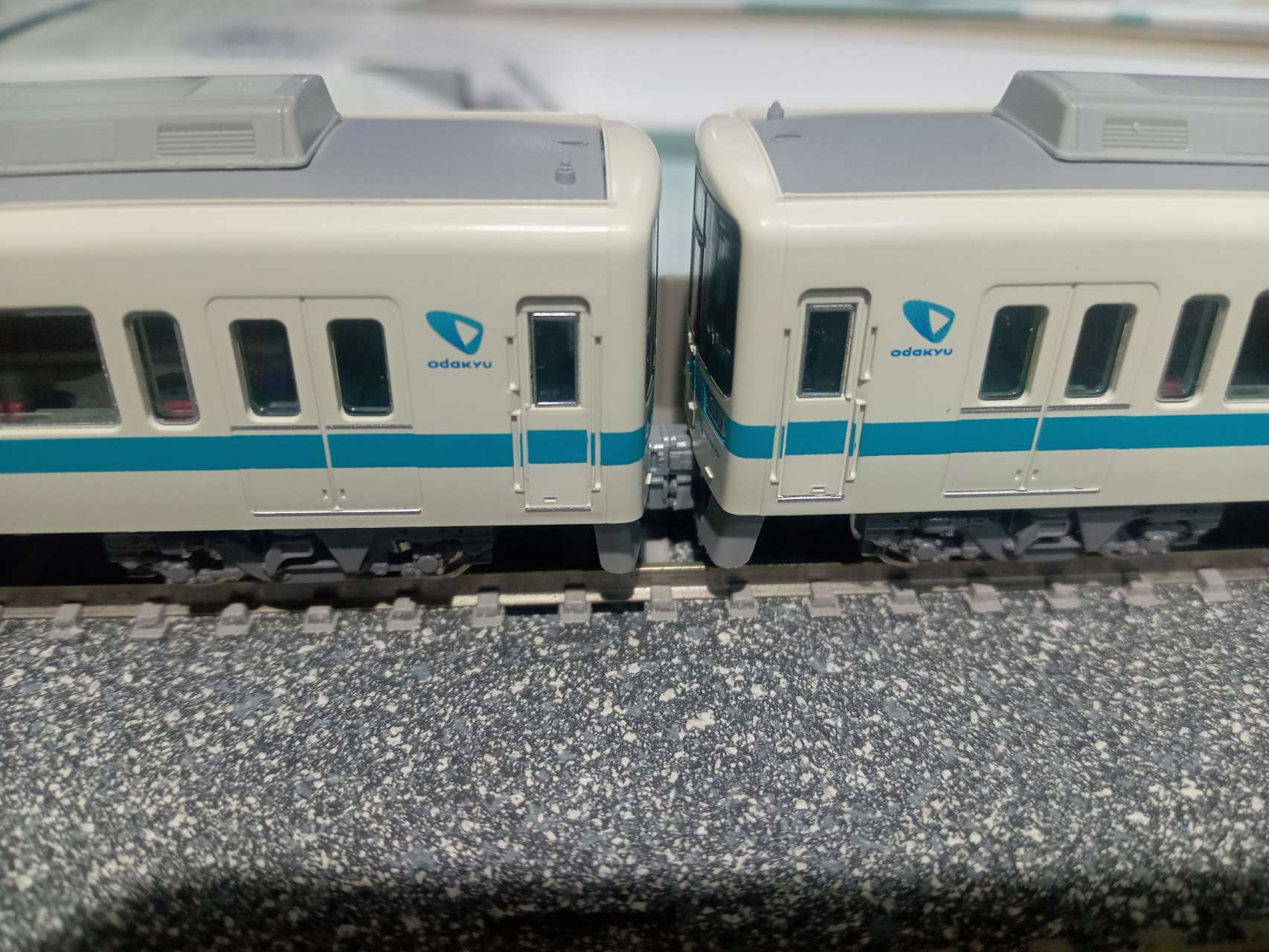 N) 50831 小田急8000形（更新車・車番選択式） 増結4両編成セット