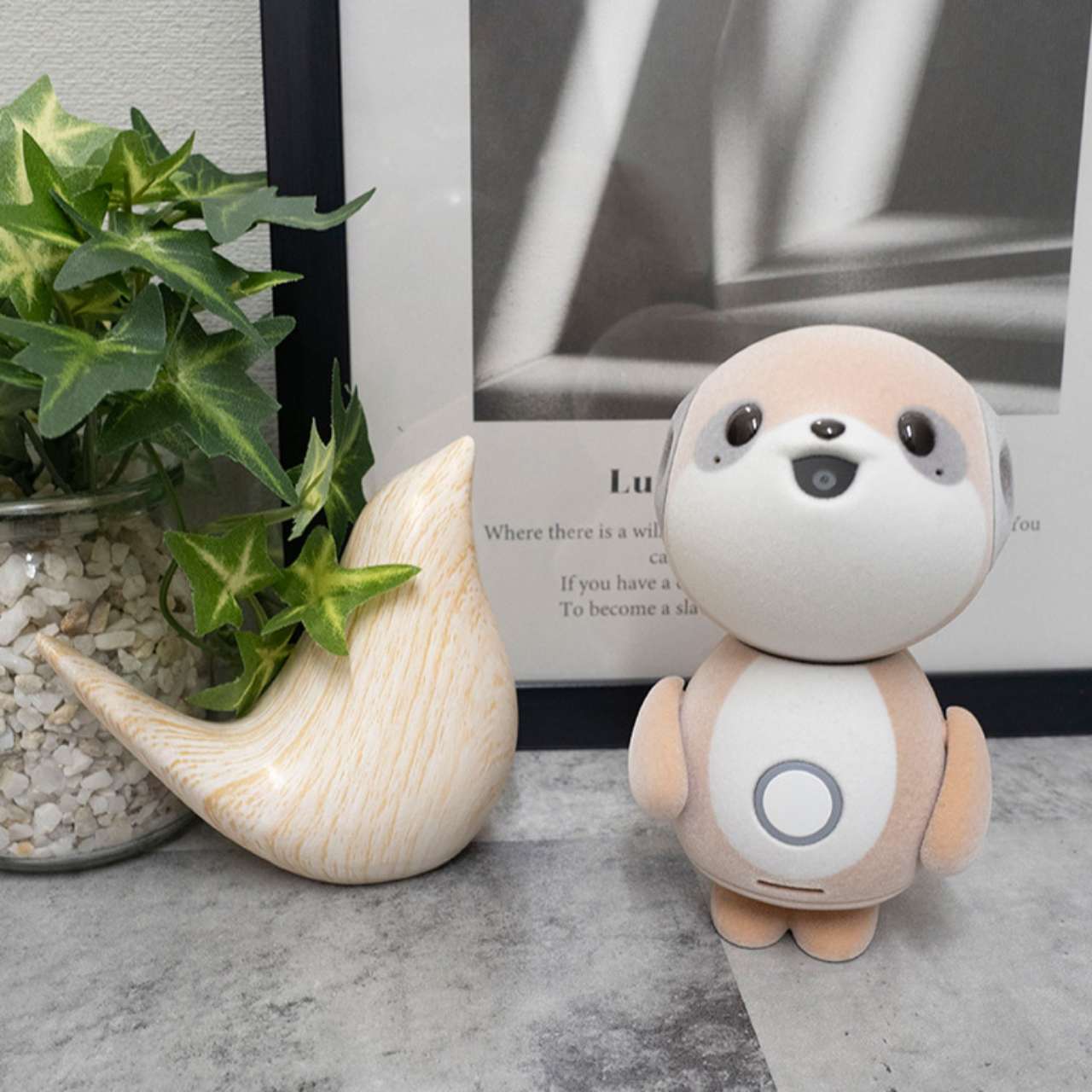 コンパニオンロボット ポケとも(ミーアキャット ホワイト) | シャープ