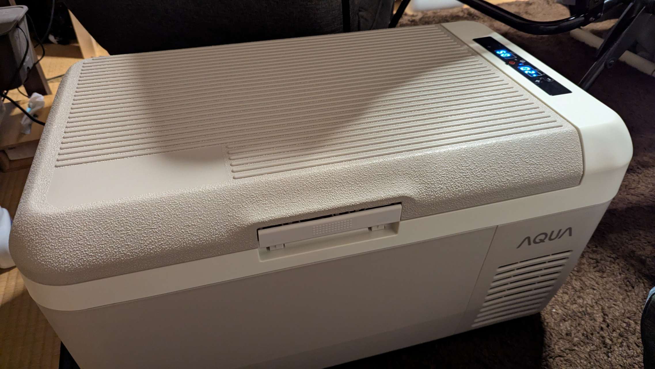 30L ポータブル冷蔵庫 (ベージュ) | アクア | AQP-M3R-H | Joshin web