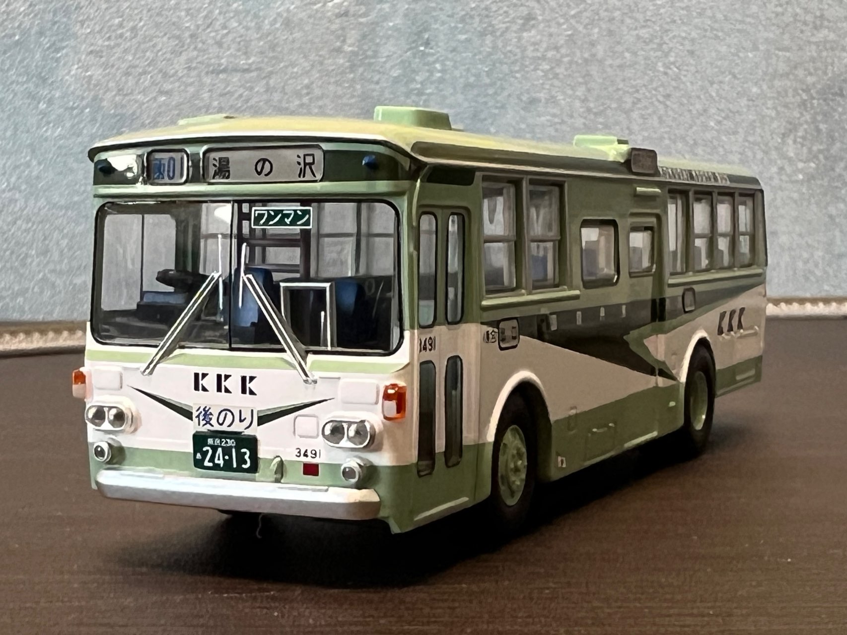 トミカリミテッドヴィンテージネオ LV-N09g いすゞBU04型バス