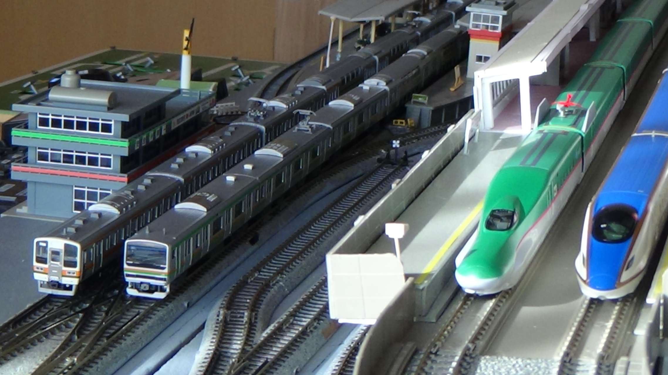 N) 98497 JR E5系東北・北海道新幹線（はやぶさ）基本セット（4両