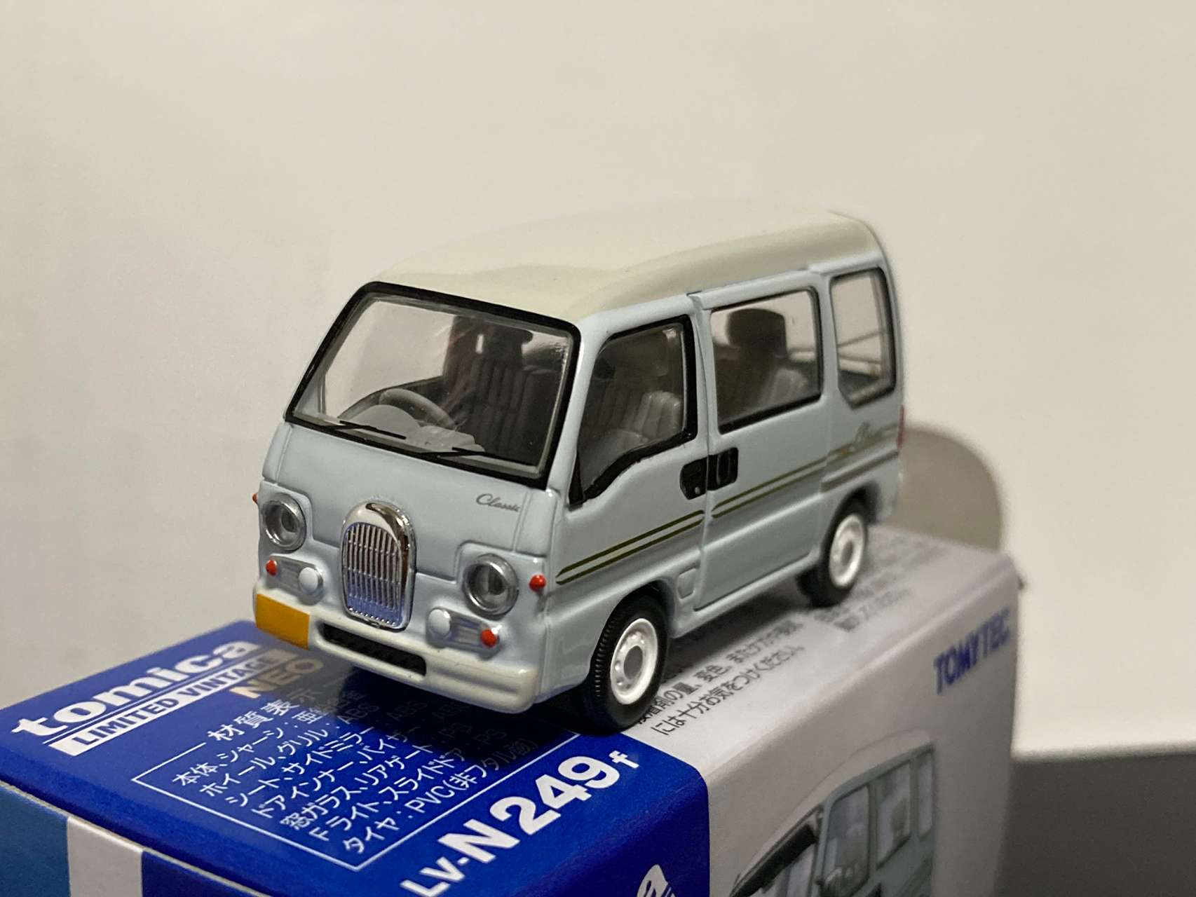 1/64 LV-N249f スバル サンバー ディアス クラシック 40th