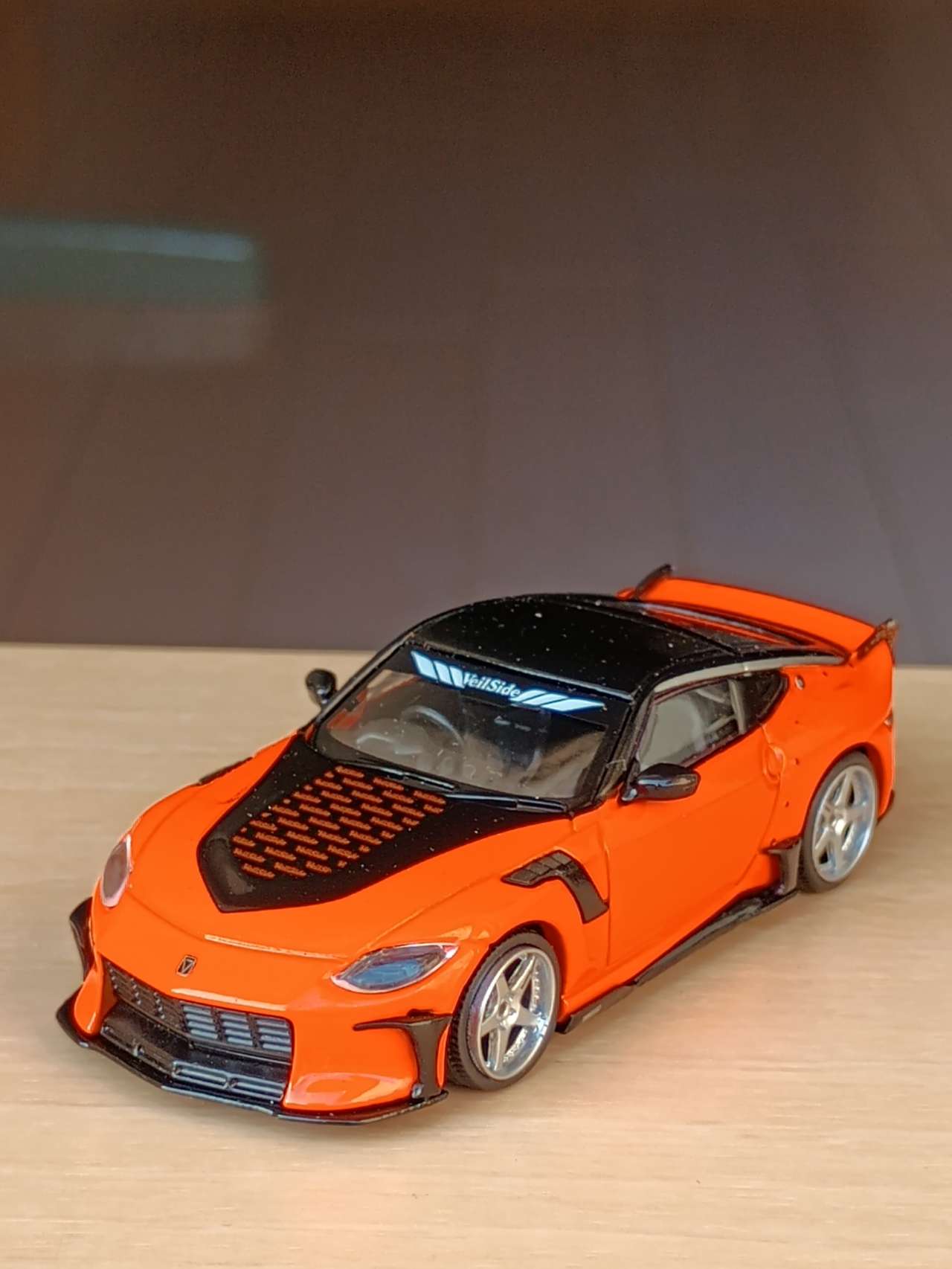 1/64 Nissan Z Veilside FFZ400 オレンジ(右ハンドル)【MGT00989-R