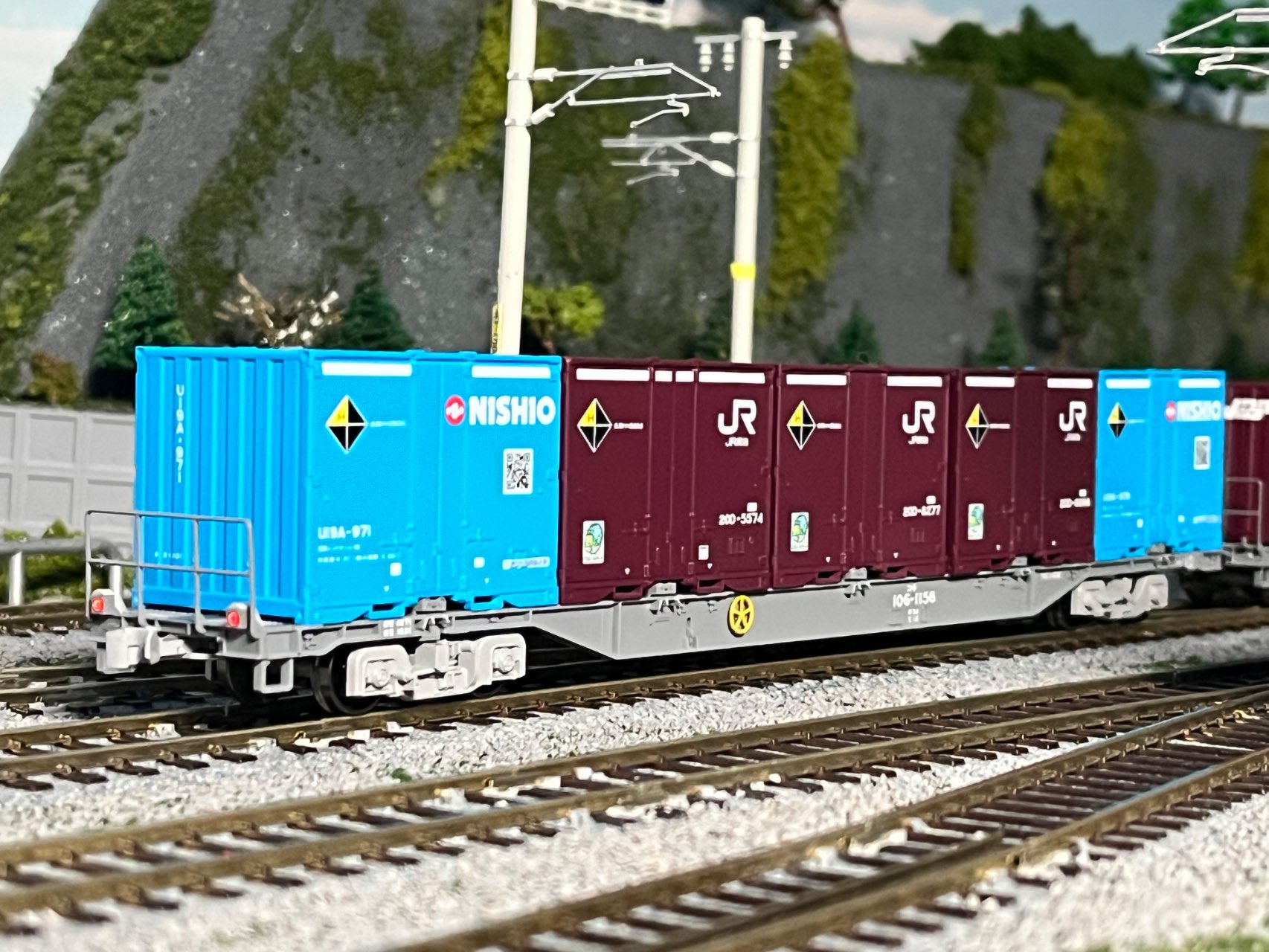 TOMIX HO-744 JR貨車 コキ106形 新塗装 2両テールランプ点灯 TOMIX HO-744 JR貨車 コキ106形 新塗装 2両テールランプ点灯